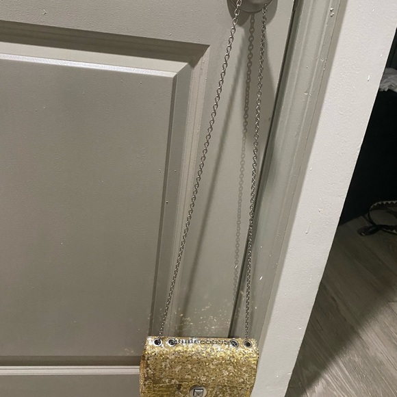 Purse - Picture 2 of 2